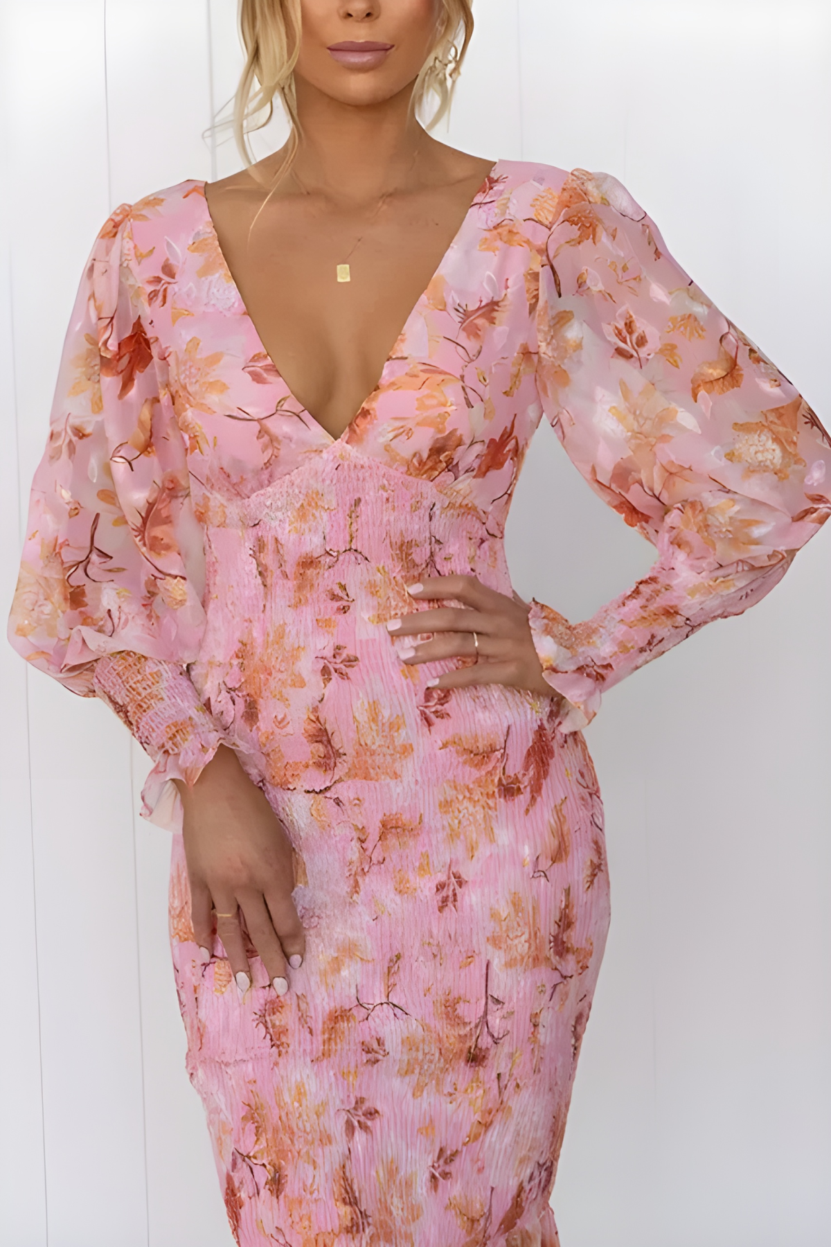 Elegantes Damenkleid - Zeitloses Design - Ideal für Veranstaltungen
