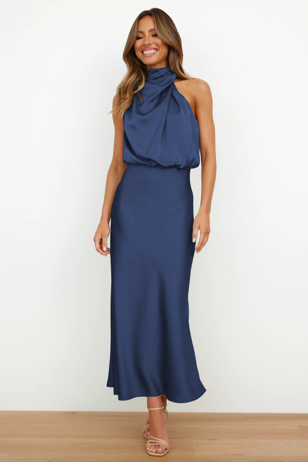 Benthe - Midi-Kleid mit Off-the-Shoulder-Design