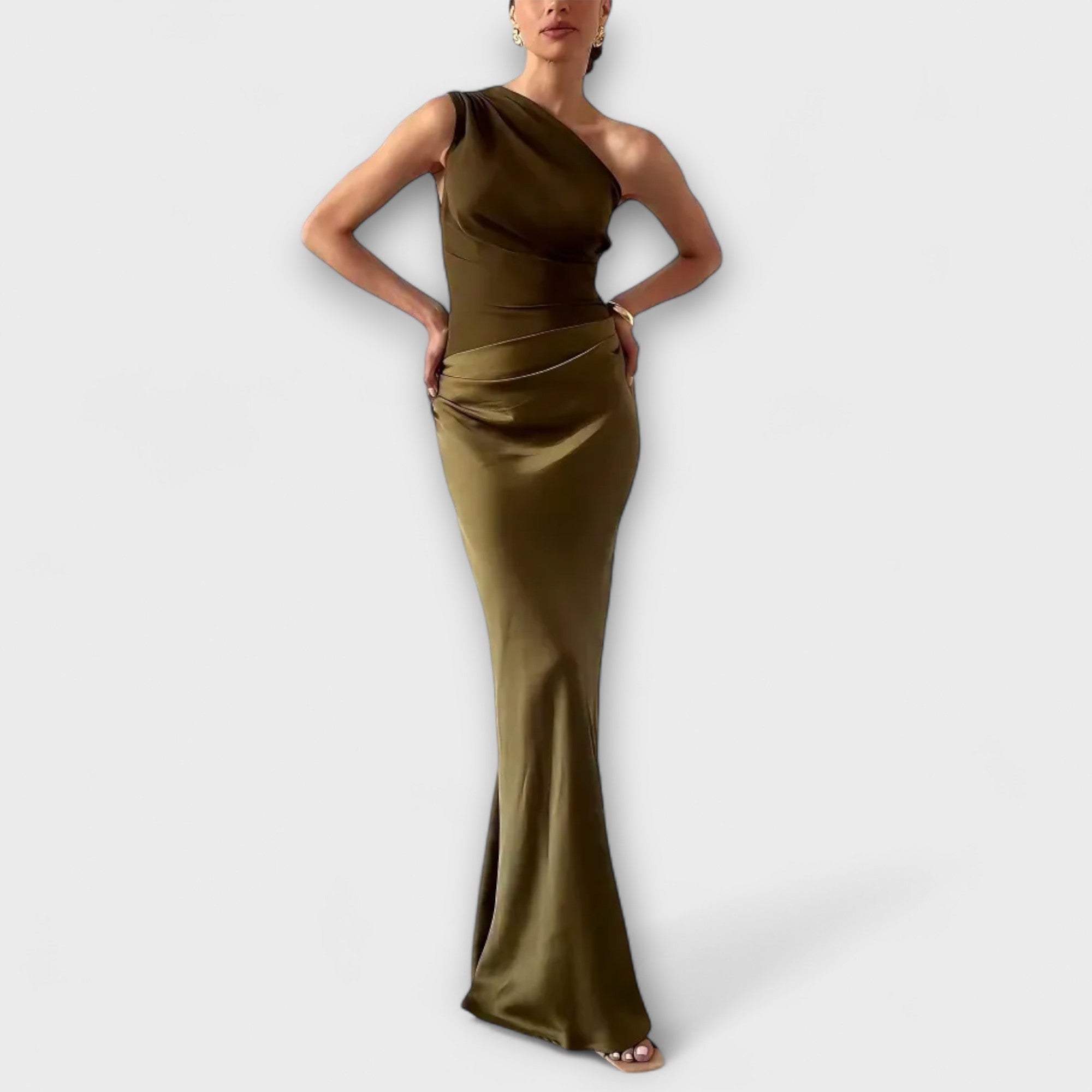 Emilia | Elegante Maxikleid mit einem Schulterträger und Falten