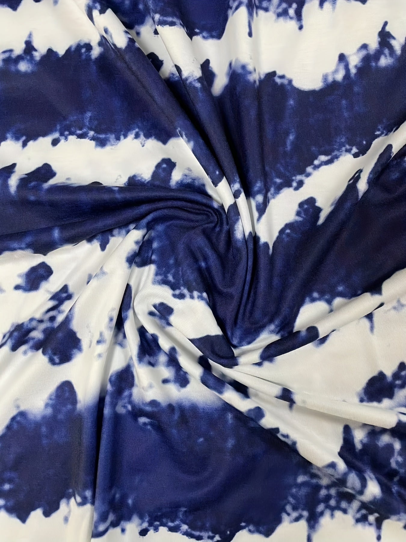 Kasia | Lässiges Kleid mit Ausschnitt