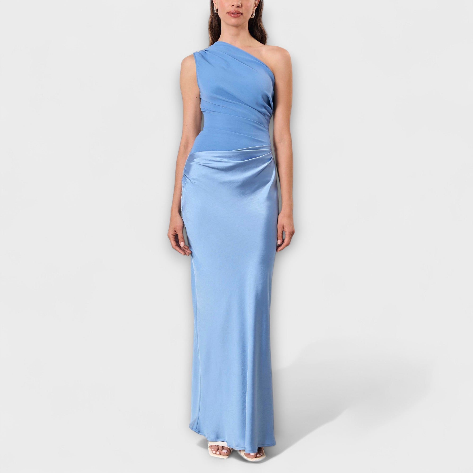 Emilia | Elegante Maxikleid mit einem Schulterträger und Falten