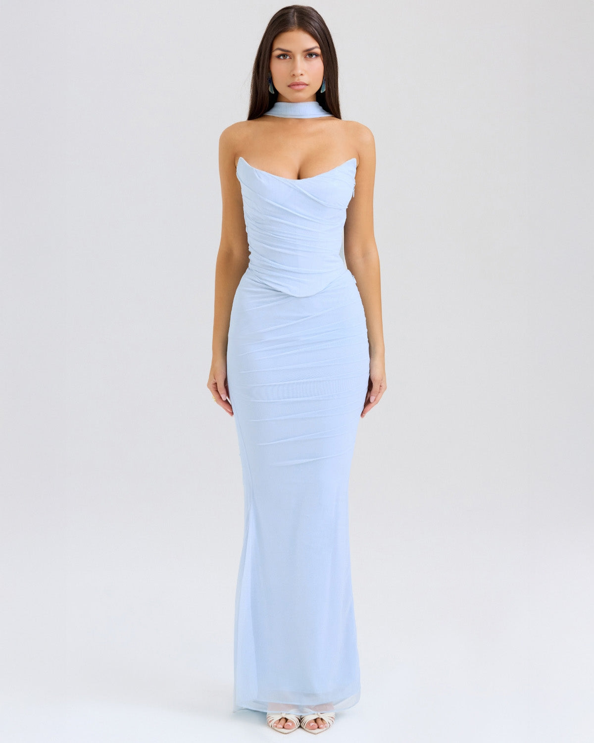 Lora | Lange Kleid mit Drapierung und Choker-Kragen