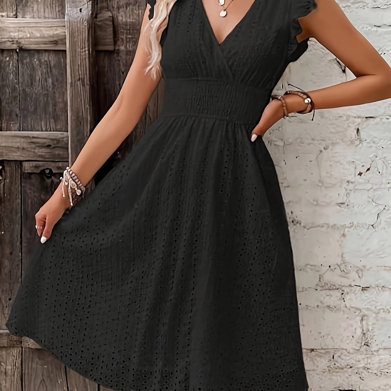 Amelia | Spitzenkleid mit Rüschen