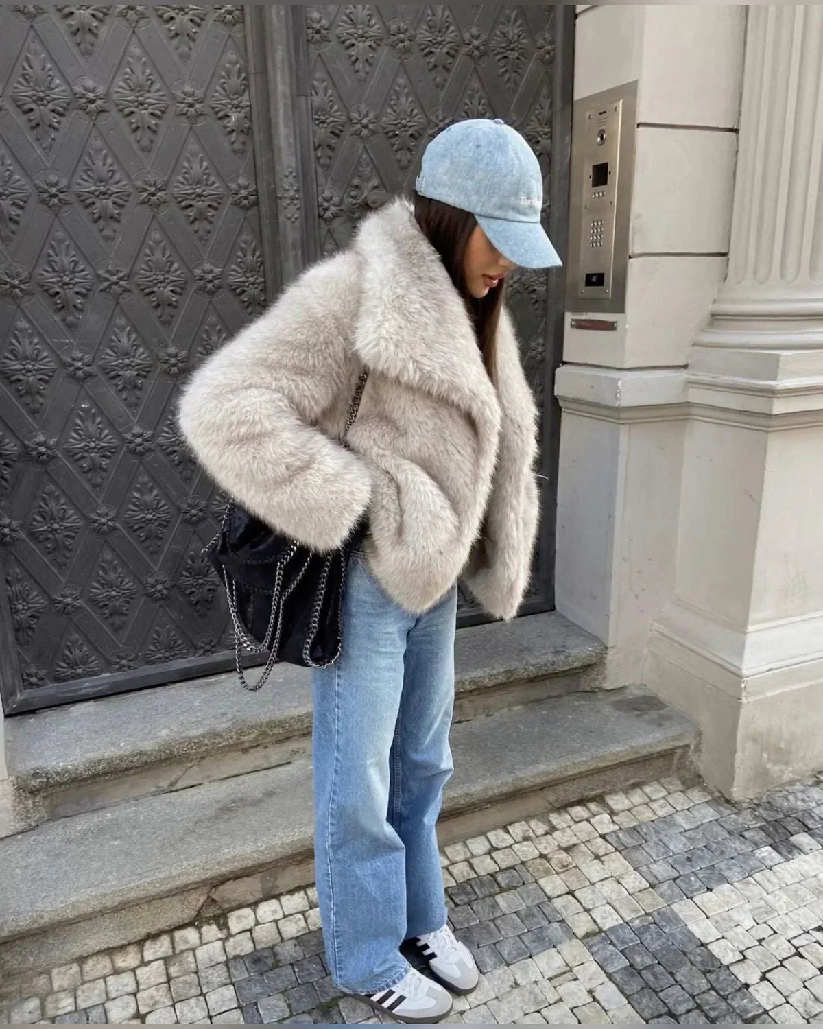 Alena | Elegante Jacke aus Kunstfell