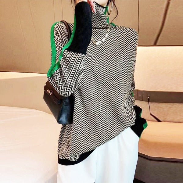 Malou™ | Pullover mit hohem Kragen in auffälligen Streifen