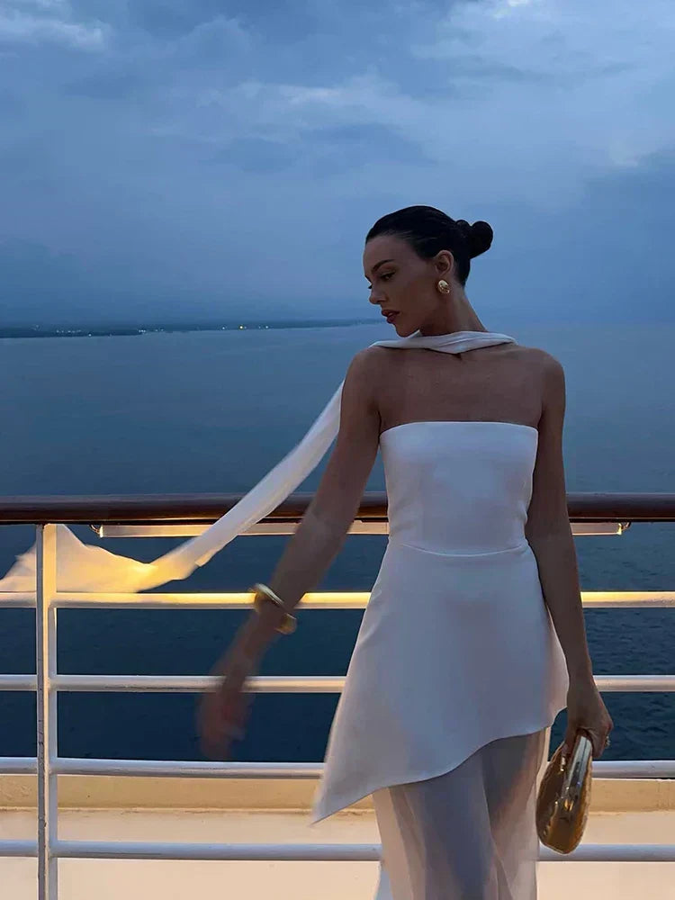 Georgia | Elegantes Kleid im Niedrigen Stil