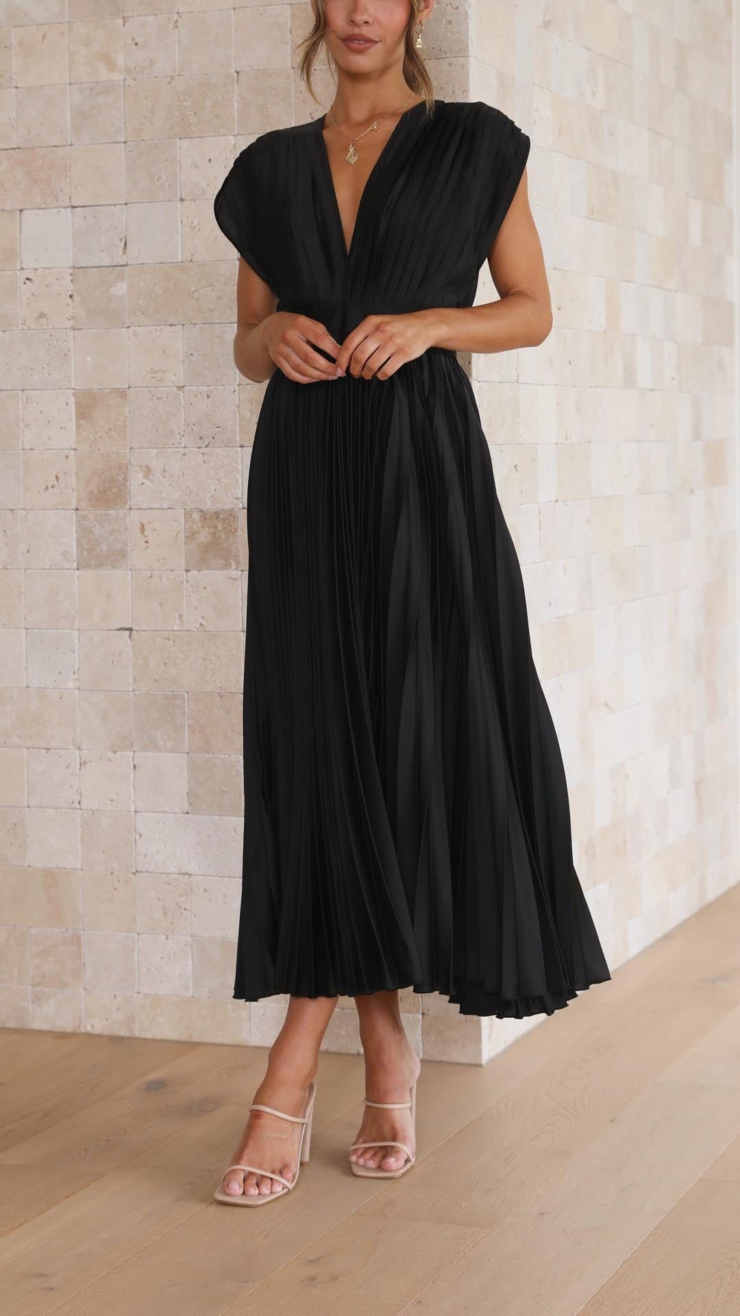 Alexis - Elegantes Kleid mit Rüschen