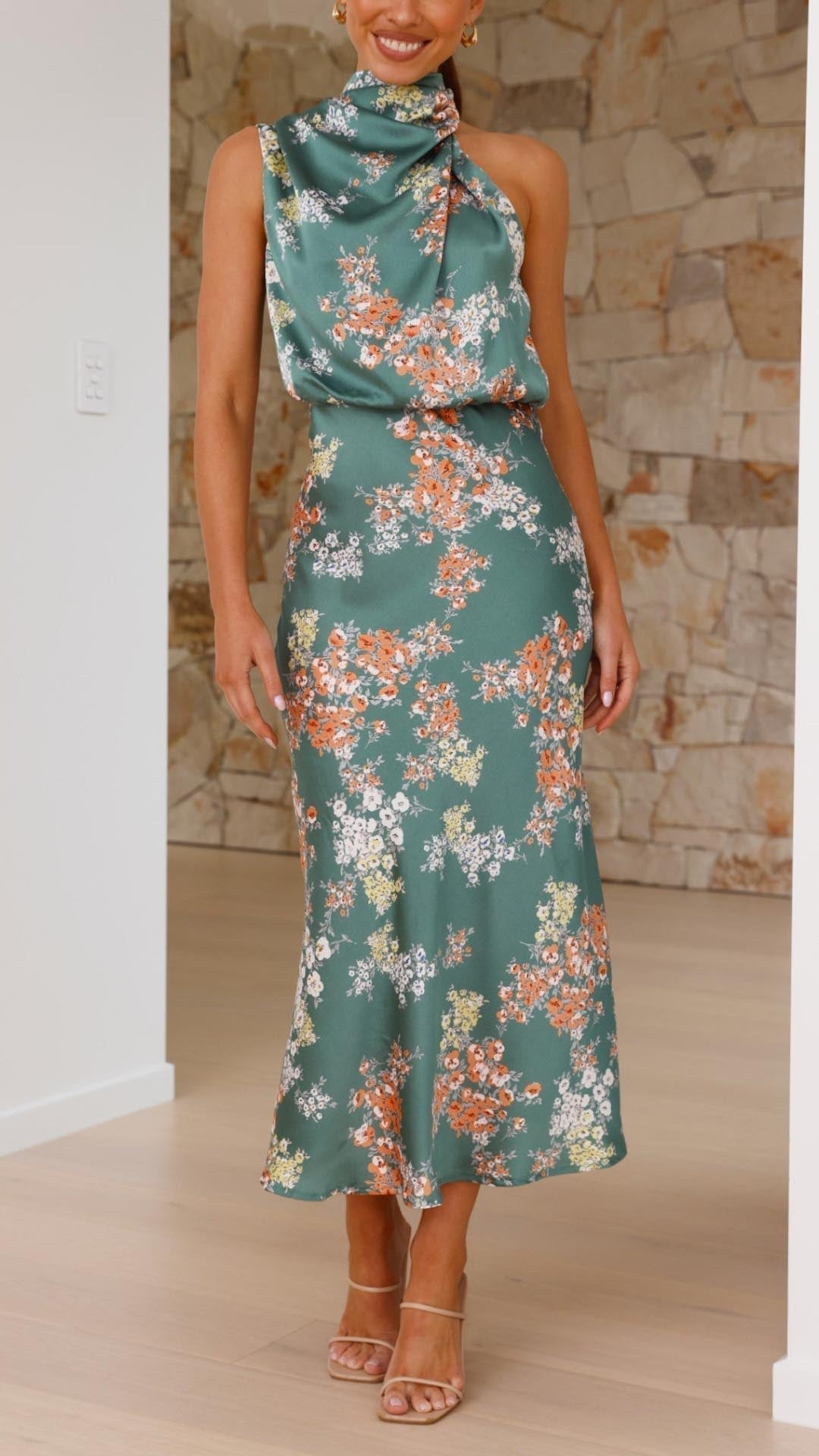 Kasia - Blumen Maxi Kleid mit Hohem Kragen