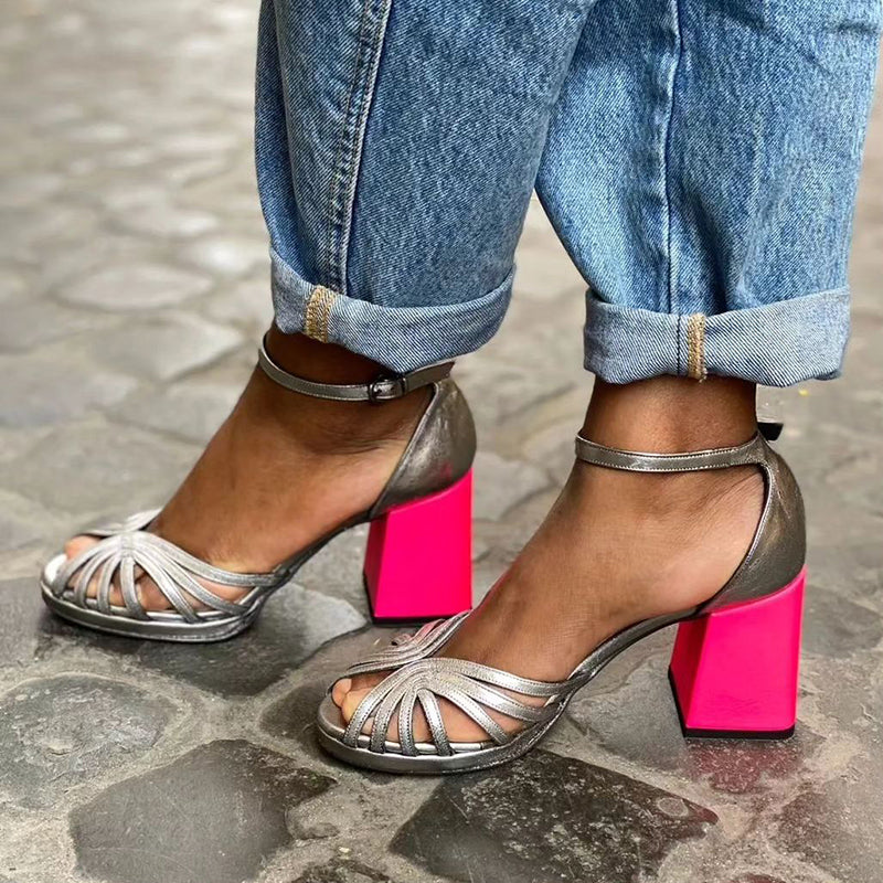 Naelle™ | Glänzende Sandalen auf dicker eleganter Stiletto-Ferse