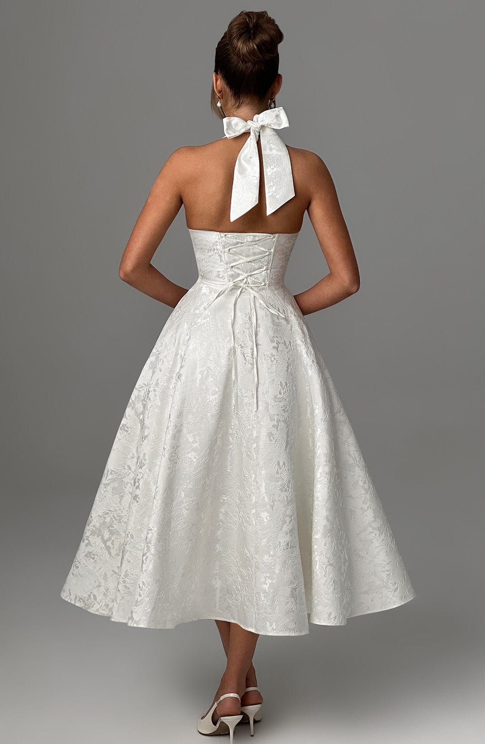 Adoria | Elegantes Kleid mit amerikanischem Ausschnitt