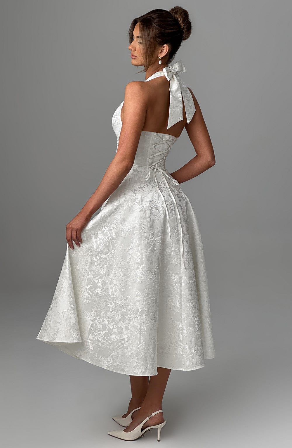 Adoria | Elegantes Kleid mit amerikanischem Ausschnitt