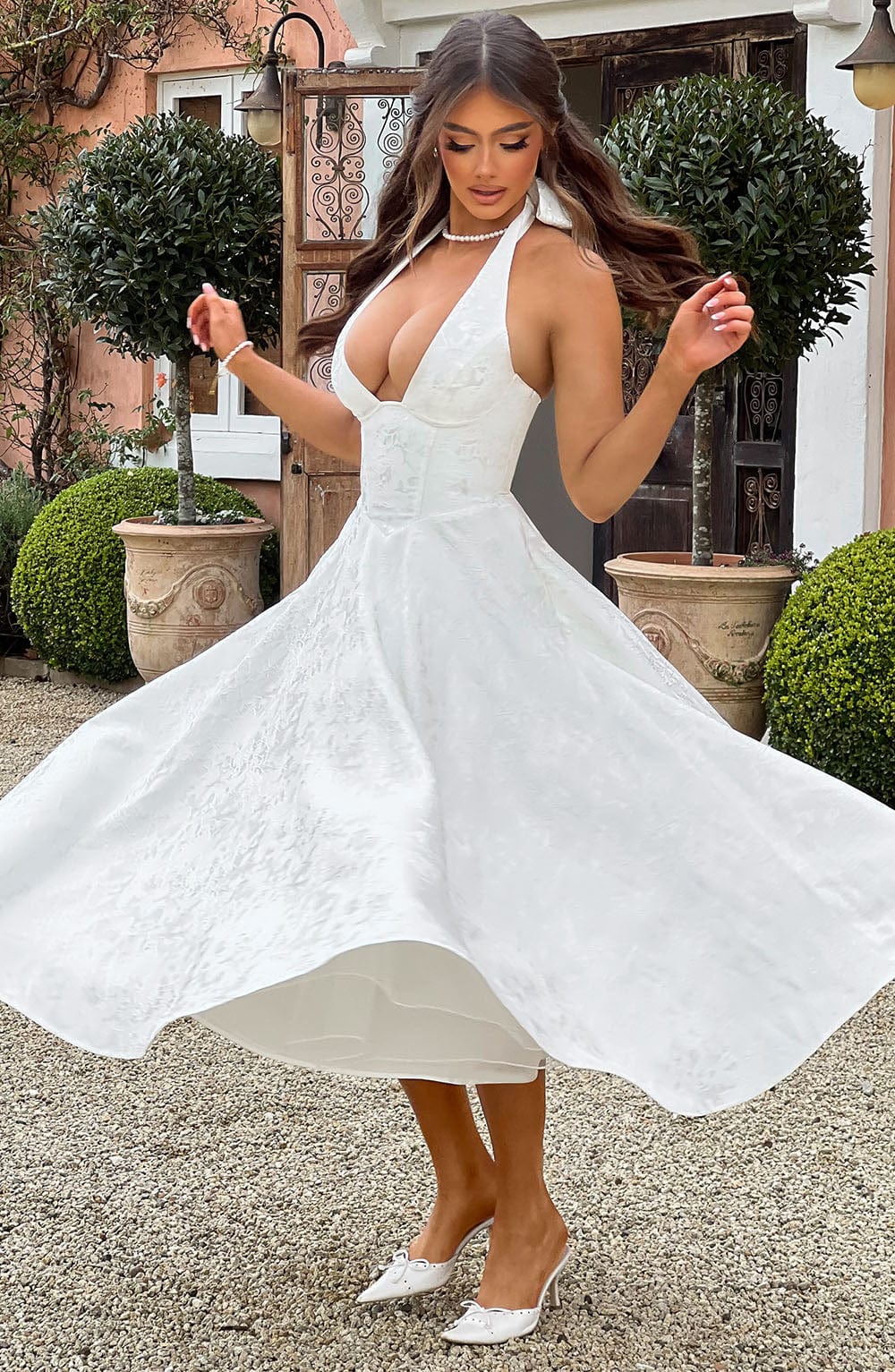 Adoria | Elegantes Kleid mit amerikanischem Ausschnitt