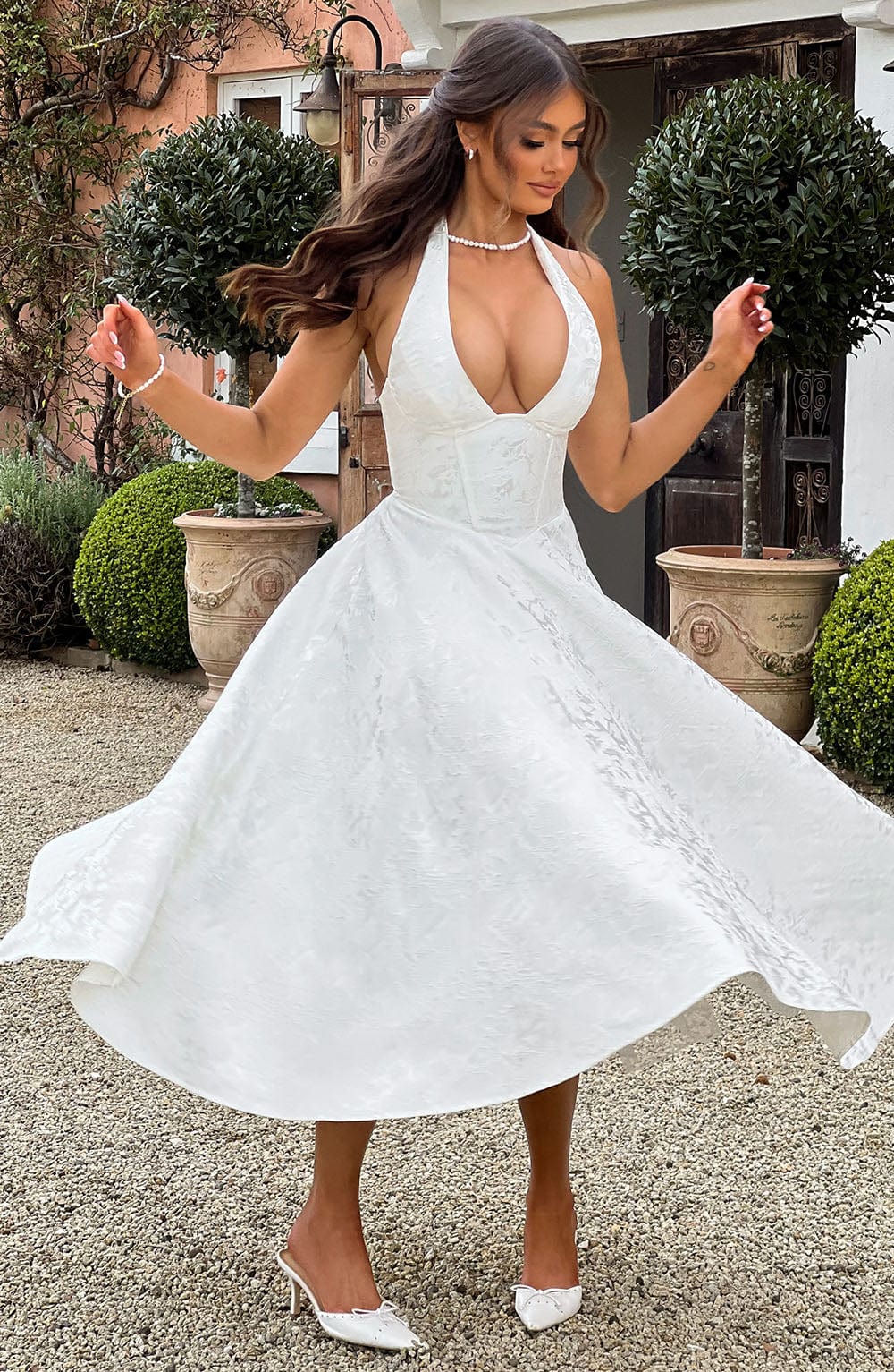 Adoria | Elegantes Kleid mit amerikanischem Ausschnitt