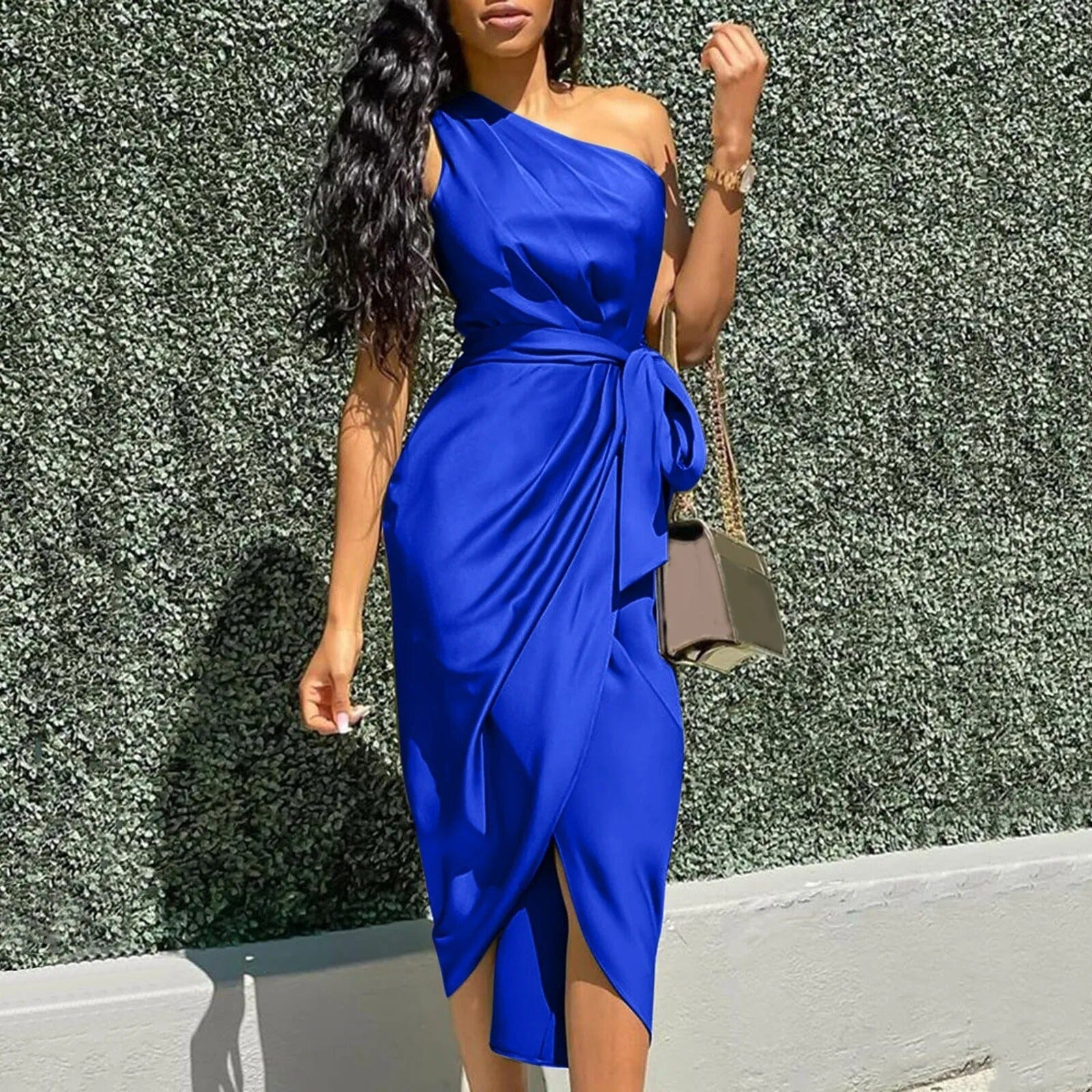 Eve™ | Asymmetrisches Seiden-Maxikleid mit Rüschen