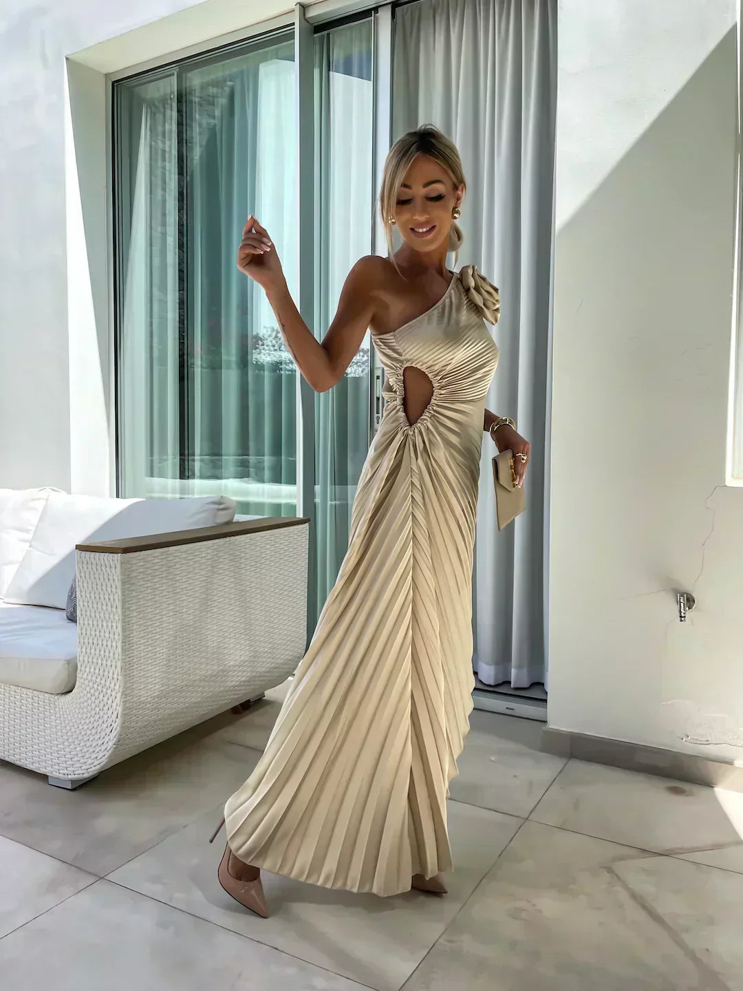 Lizbeth - Kleid mit Blumen-Trägern