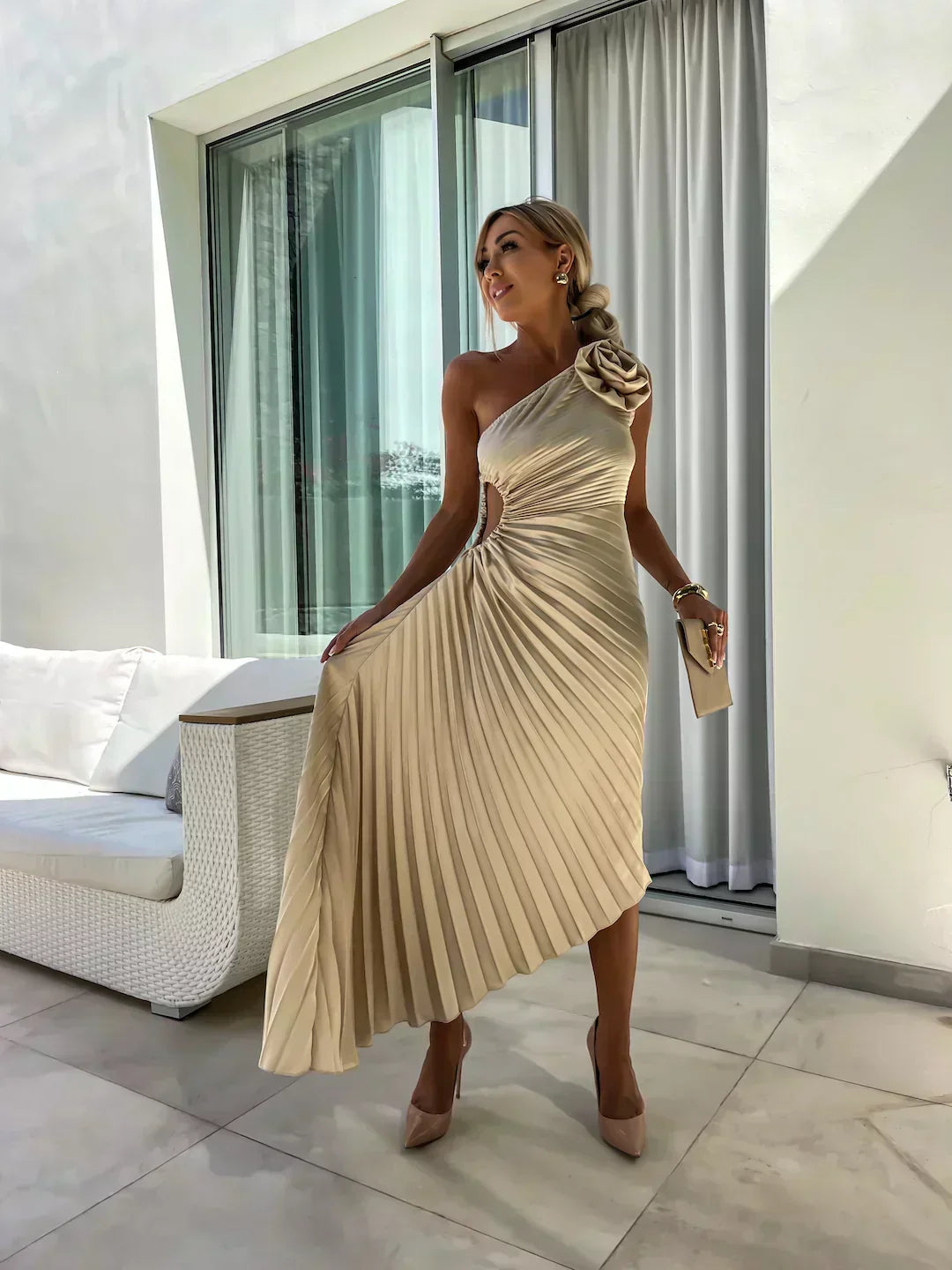 Lizbeth - Kleid mit Blumen-Trägern