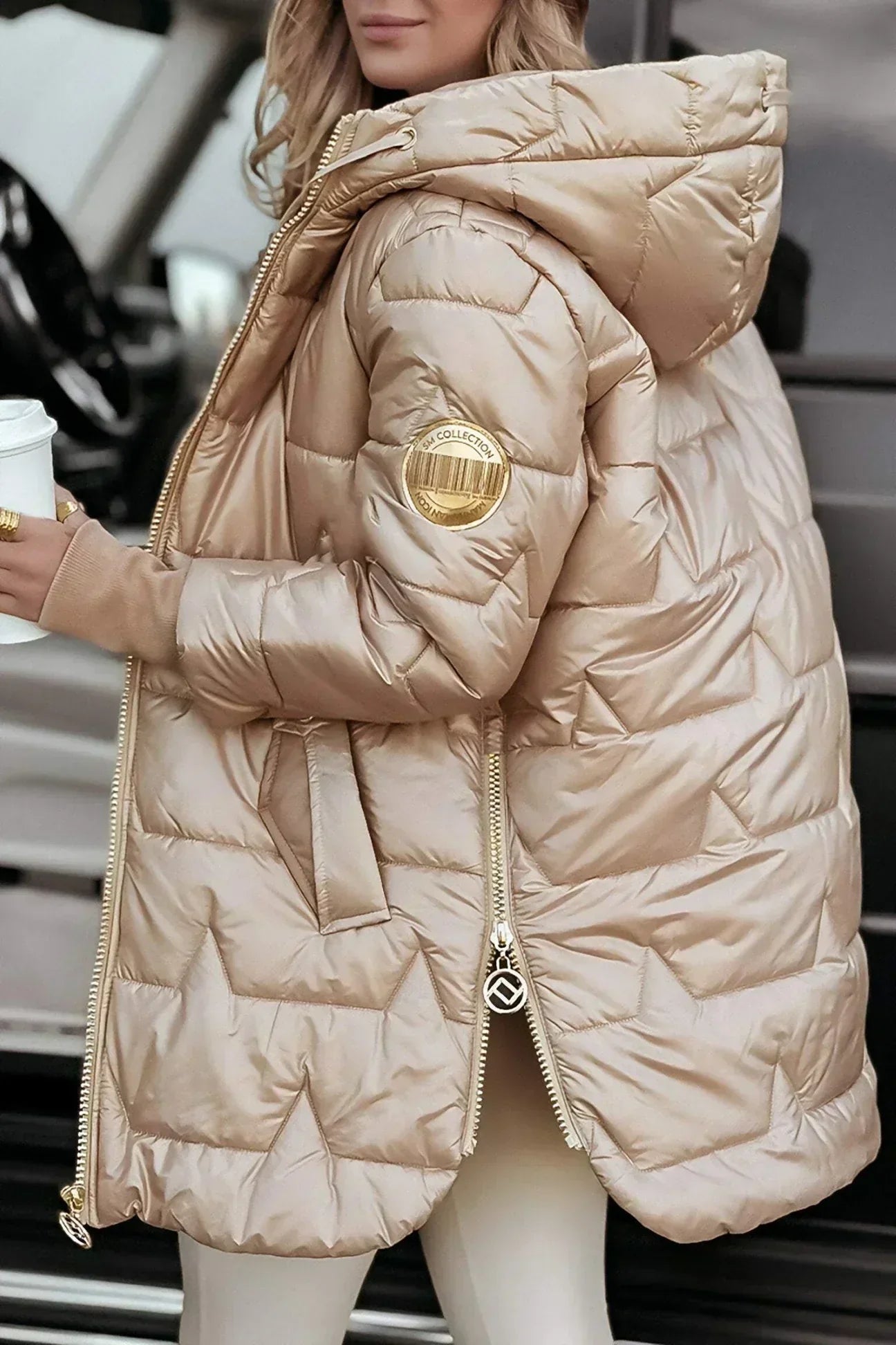 Nolwen - Eleganter Wintermantel mit Kapuze und Füllung