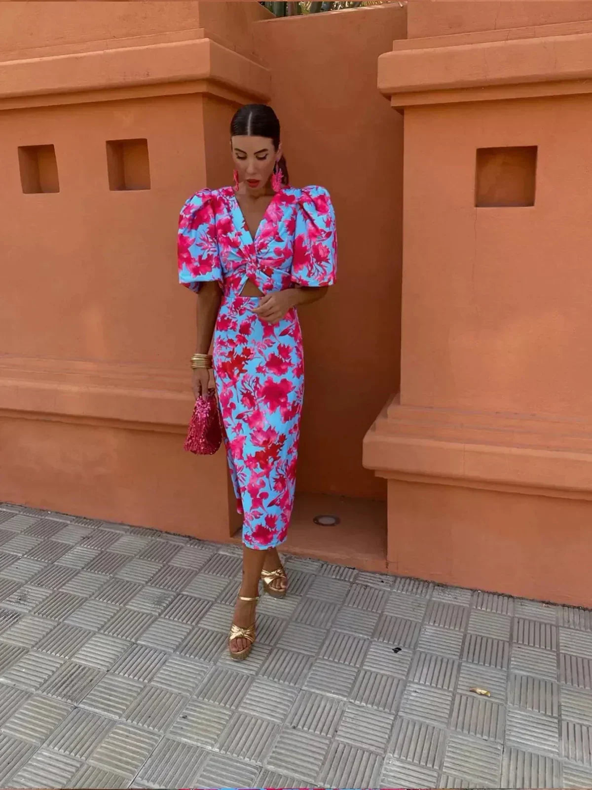 Arielle™ | Bunte Midi-Kleid mit Falten an den Ärmeln
