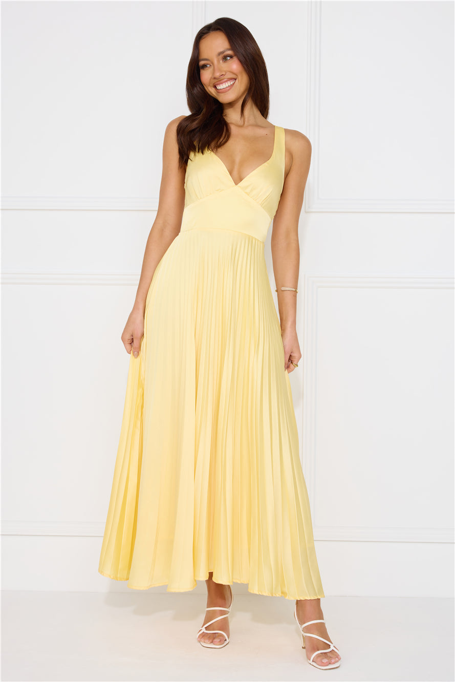 Amelia | Elegantes Kleid im Sonnenstrahlen