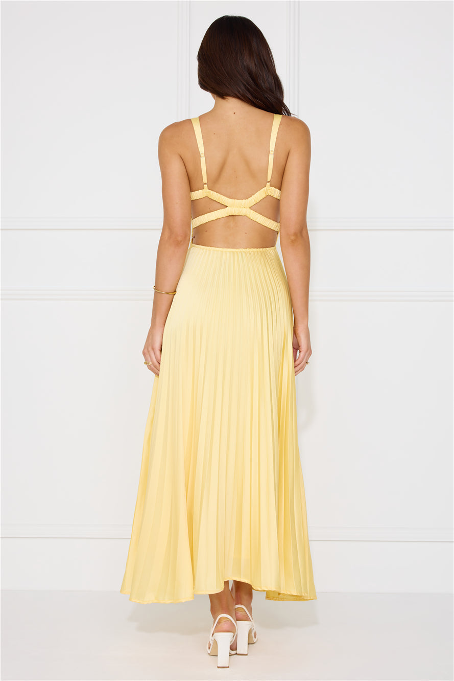 Amelia | Elegantes Kleid im Sonnenstrahlen