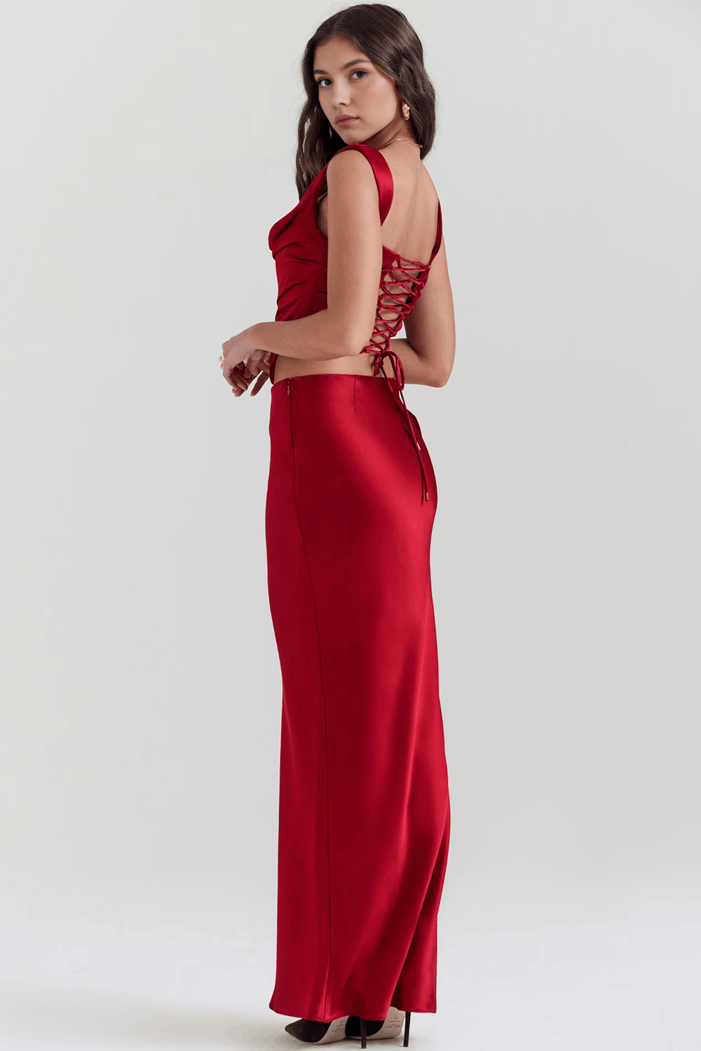 Ivelle | Kleid mit Ausschnitten und Schlitz