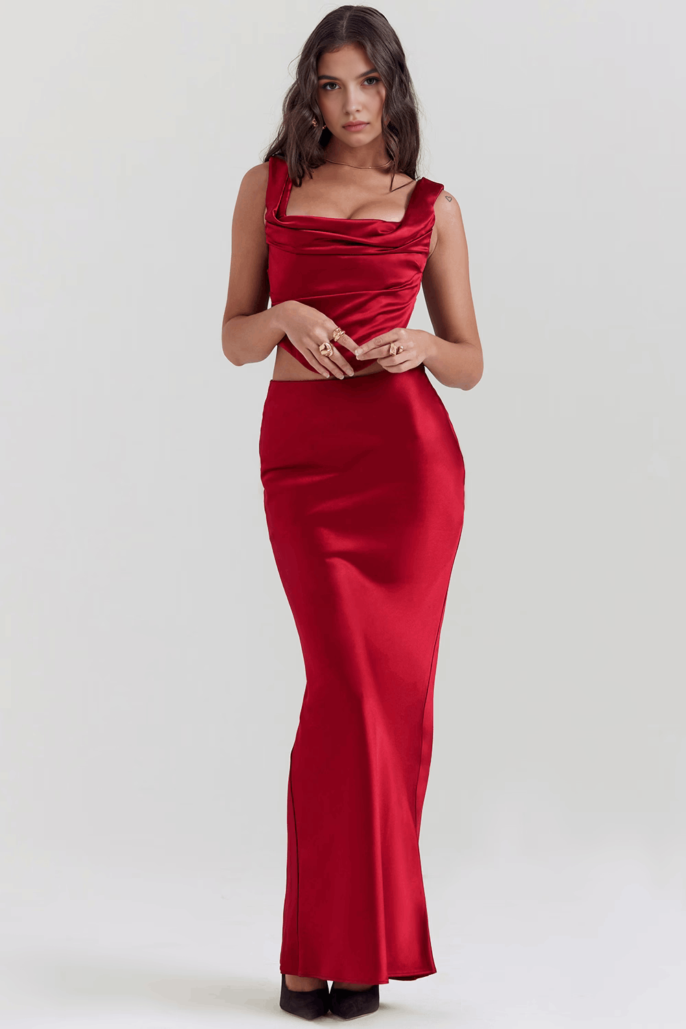 Ivelle | Kleid mit Ausschnitten und Schlitz