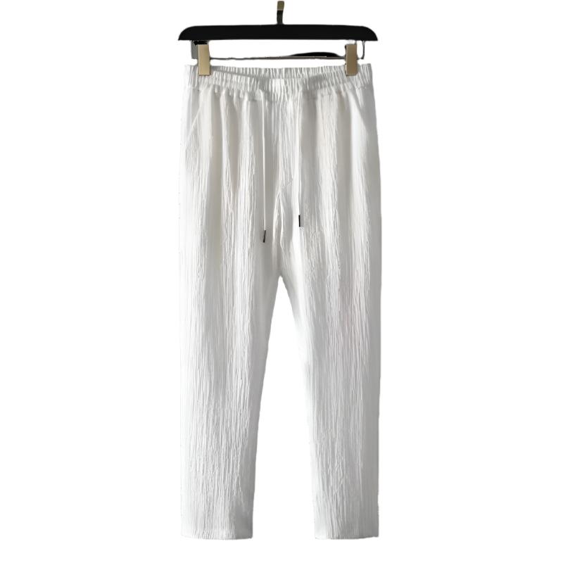 Savrani™ | Poloshirt und Baumwollhose.