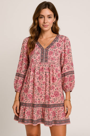 Luna | Mini Kleid mit Zartem Muster und V-Ausschnitt