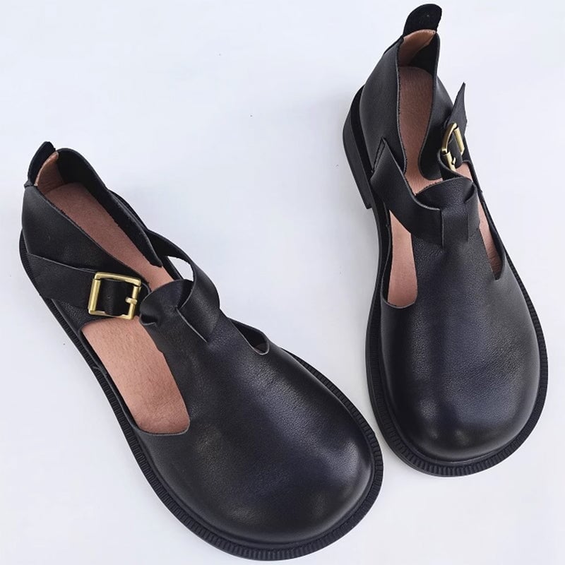 Colette™ | Mary Janes mit runder Spitze